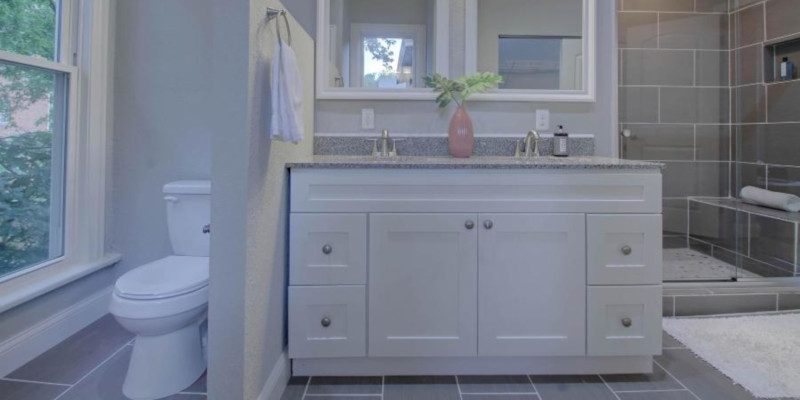 Bathroom Cabinets in Dublin, Ohio