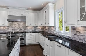 Our Top Tips for Choosing the Perfect Kitchen Backsplash