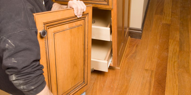 Give Your Kitchen a New Look with Cabinet Refacing